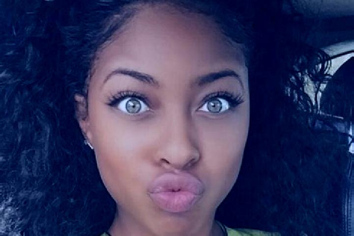 Ava, 24, a red green-eyed ebony companion based in Busteni. Offering OWO, BDSM, Erotic Massage, Deep French Kissing, Fetish. Available for incall and outcall...