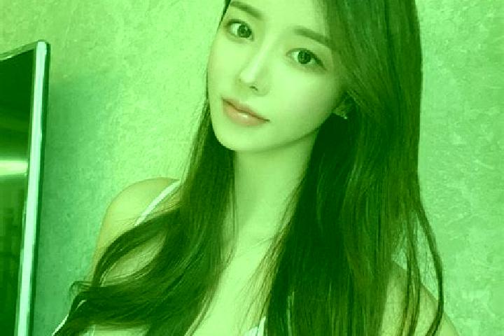 Ava, 24 — Escort in Dongkengkou, China