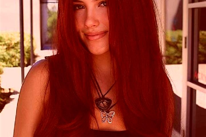 Ava, 25, a auburn dark-eyed slavic companion based in Polanka. Offering CIM, Travel Companion, Erotic Massage. Available for incall and outcall, overnight bo...