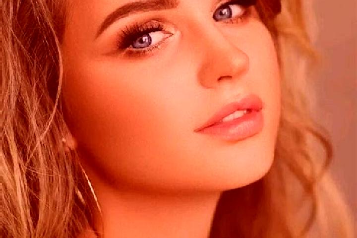 Ava, 25, a dark blonde blue-eyed asian companion based in Troitskaya. Offering Travel Companion, Striptease, Overnight, 69, Deep French Kissing. Available fo...