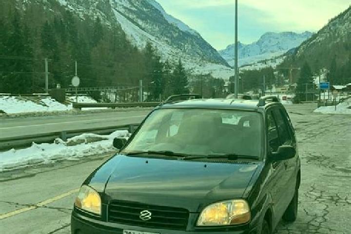 Ava, 25 — Escort in Leuzigen, Switzerland