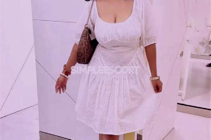 Ava, 25 — Escort in Ludhiana, India