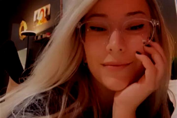 Ava, 26, a blonde grey-eyed latina companion based in Arquian. Offering OWO, Overnight, Roleplay, Couples. Available for incall and outcall, overnight bookin...