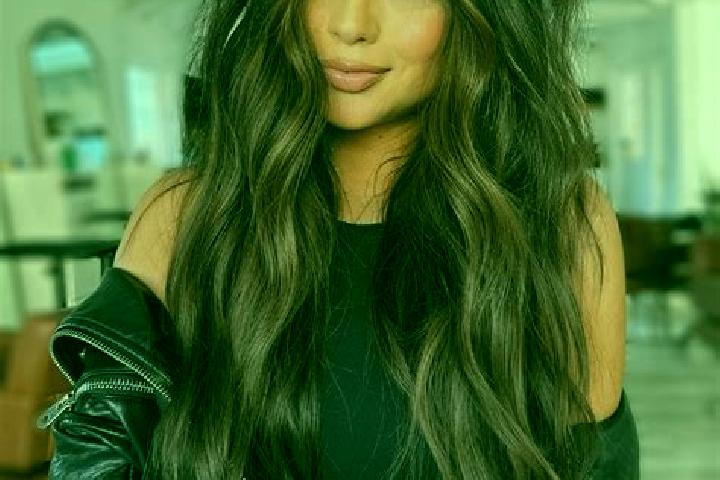 Ava, 26, a brunette dark-eyed caribbean companion based in Trausella. Offering Striptease, Fetish, Girlfriend Experience. Available for incall and outcall, o...