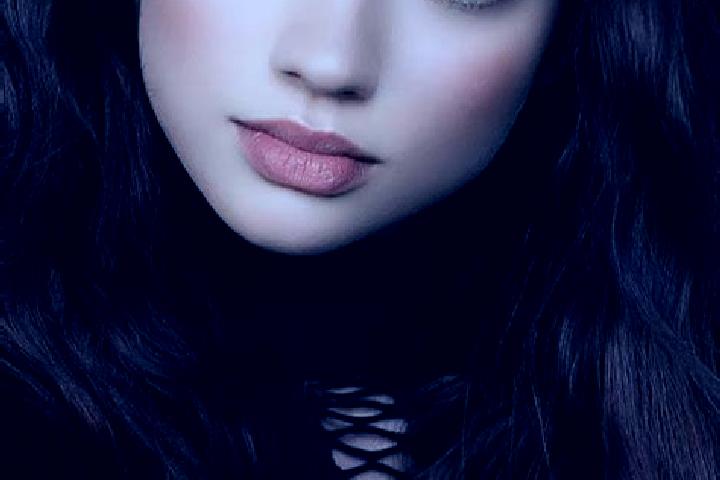Ava, 26, a brunette dark-eyed european companion based in Cresserons. Offering Fetish, Dinner Date, Duos, OWO. Available for incall and outcall, day and even...