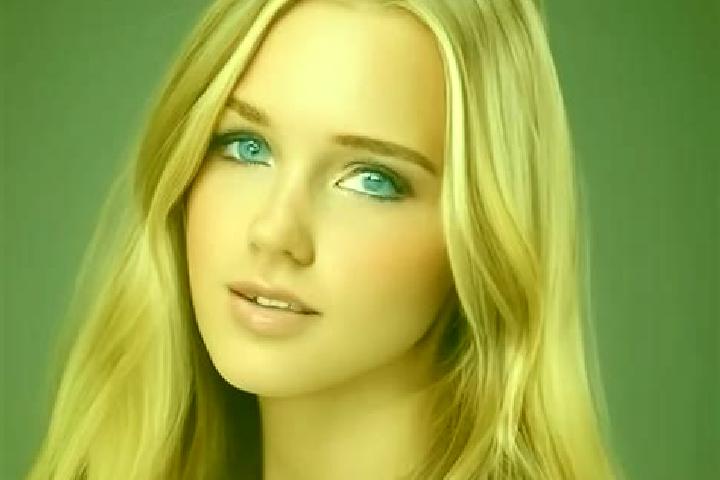 Ava, 26, a dark blonde dark-eyed mediterranean companion based in Capitol Hill. Offering A-Level, Erotic Massage, Domination, Couples. Available for incall a...