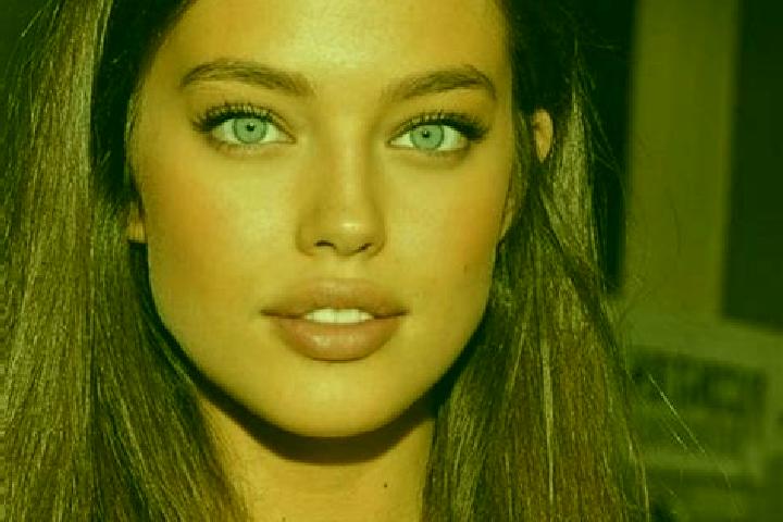 Ava, 26, a dark blonde green-eyed mediterranean companion based in Nouaille-Maupertuis. Offering Domination, Girlfriend Experience, A-Level. Available for in...
