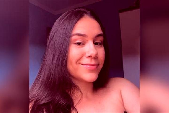 Ava, 26 — Escort in Alambari, Brazil