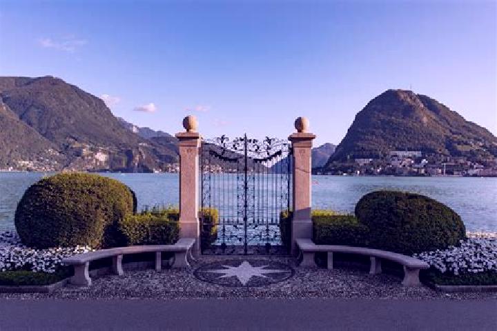 Ava, 26 — Escort in Buseno, Switzerland