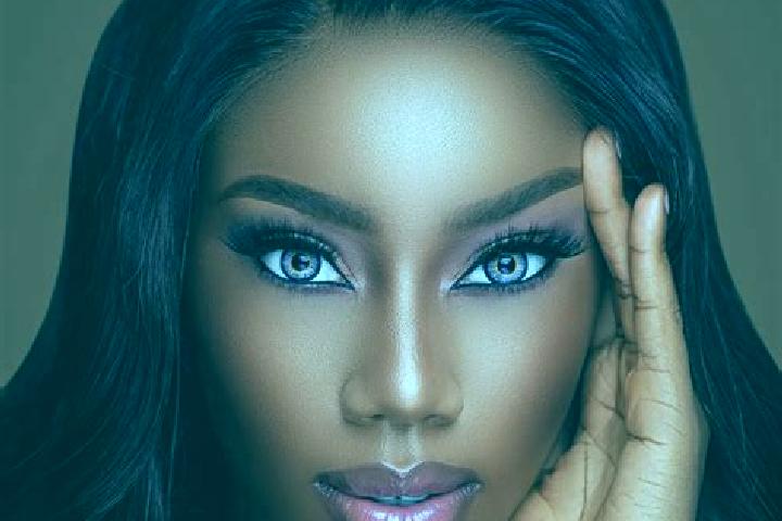 Ava, 27, a chestnut blue-eyed ebony companion based in Cold Norton. Offering BDSM, Erotic Massage, Couples. Available for incall and outcall, day and evening...