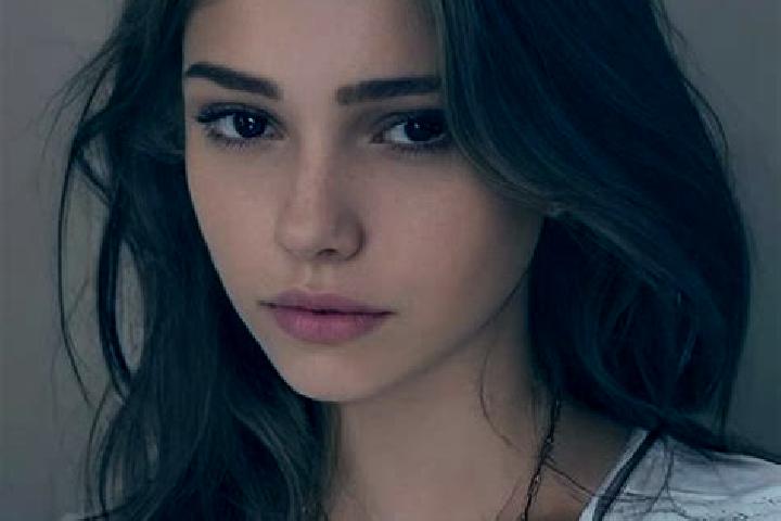 Ava, 27, a chestnut hazel-eyed slavic companion based in Avra Valley. Offering BDSM, Prostate Massage, Domination, Erotic Massage, Travel Companion. Availabl...