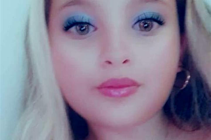 Ava, 27 — Escort in Cociu, Romania