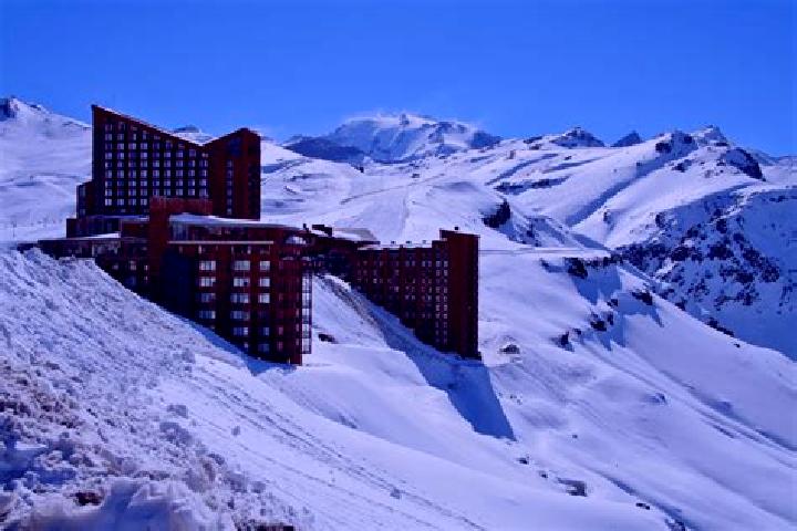 Ava, 27 — Escort in Fraccionamiento Valle del Nevado, Mexico