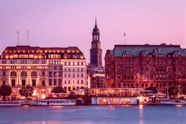 Ava, 27 — Escort in Sturkoe, Sweden