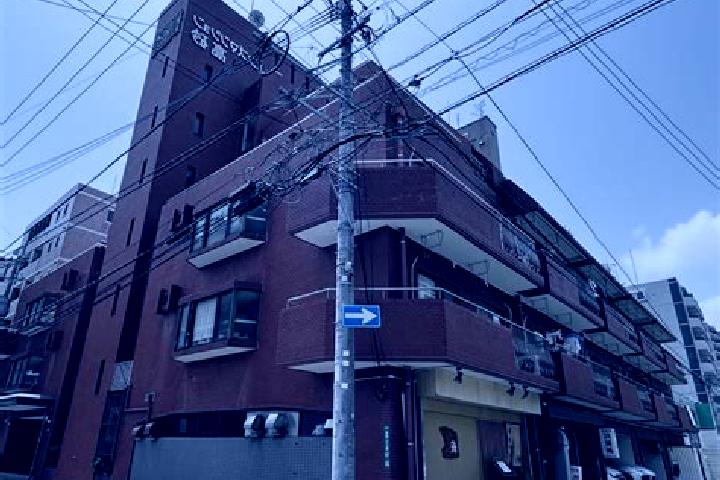 Ava, 27 — Escort in Takasago, Japan