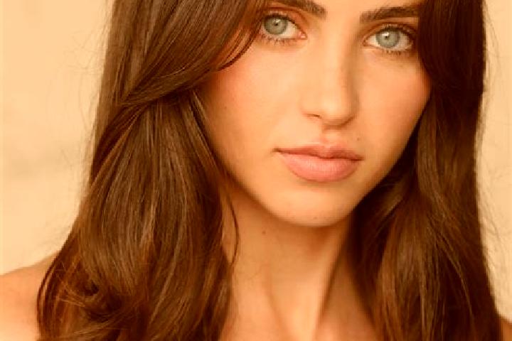 Ava, 28, a brunette brown-eyed asian companion based in Tezze. Offering Girlfriend Experience, Dinner Date, Massage. Available for incall and outcall, overni...