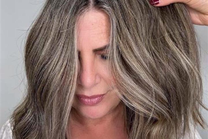 Ava, 28, a dark blonde grey-eyed indian companion based in Vernoux-en-Vivarais. Offering Striptease, Erotic Massage, Massage, Prostate Massage. Available for...