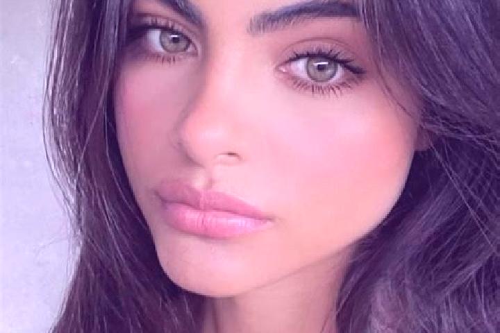 Ava, 28, a dark blonde hazel-eyed european companion based in Chile. Offering Tantra, GFE, Duos, OWO. Available for incall and outcall, overnight bookings av...