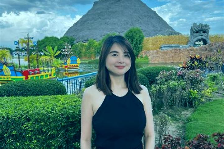 Ava, 28 — Escort in Bonak, Indonesia