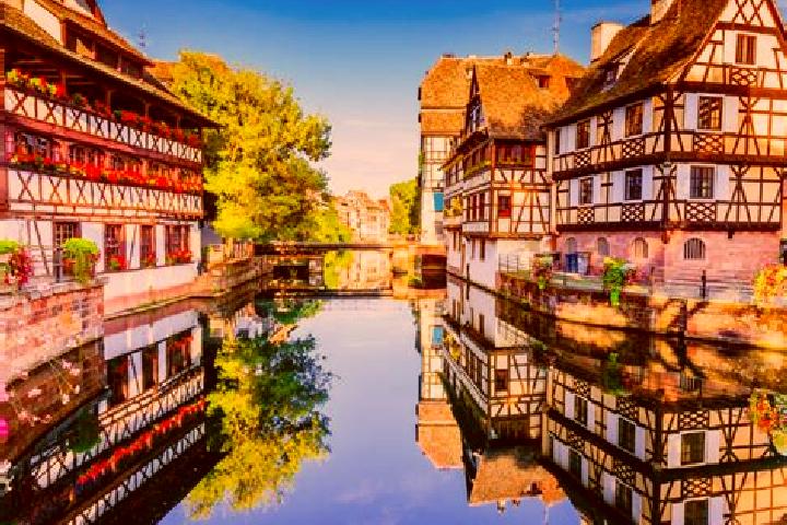 Ava, 28 — Escort in Fouillard, France