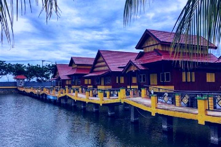 Ava, 28 — Escort in Kolaka, Indonesia