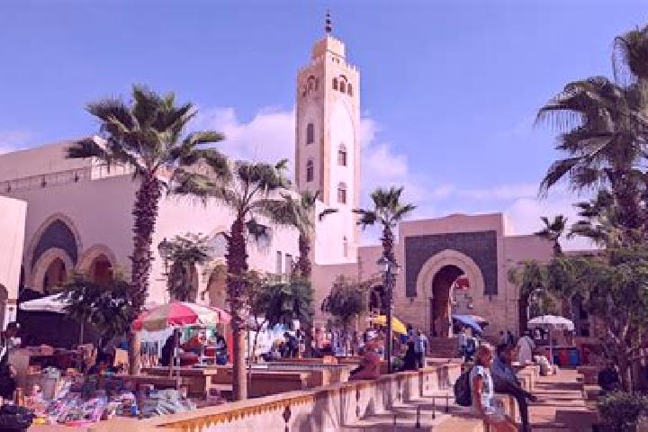 Ava, 29, a auburn blue-eyed mediterranean companion based in Souq Sebt Oulad Nemma. Offering OWO, Dinner Date, Tantra, Massage. Available for incall and outc...