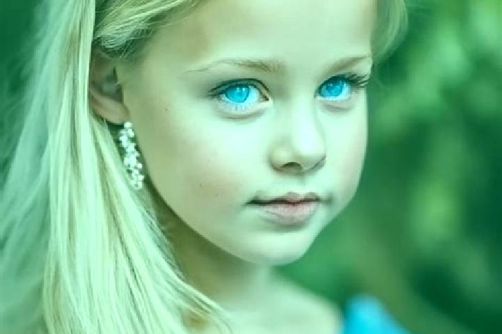 Ava, 29, a blonde blue-eyed indian companion based in Relau. Offering CIM, BDSM, Party Girl, 69, Prostate Massage. Available for incall and outcall, overnigh...