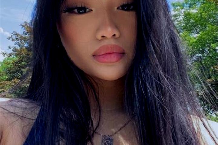 Ava, 29, a chestnut brown-eyed asian companion based in Laton. Offering GFE, Party Girl, Girlfriend Experience. Available for incall and outcall, overnight b...