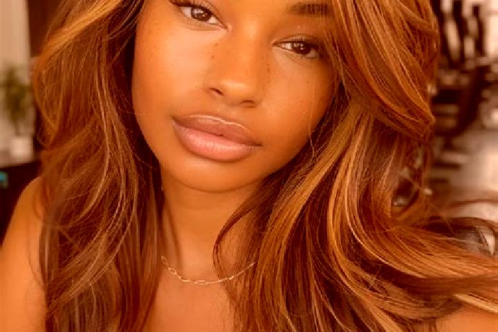 Ava, 29, a dark blonde brown-eyed asian companion based in Doutor Pedrinho. Offering Couples, A-Level, Girlfriend Experience. Available for incall and outcal...