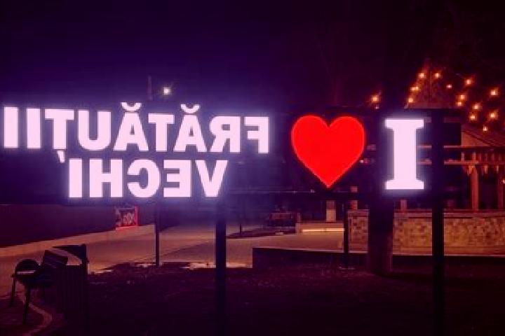 Ava, 29 — Escort in Fundu Hertii, Romania