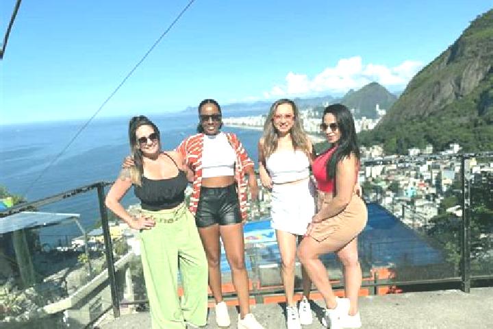 Ava, 29 — Escort in Laje, Brazil