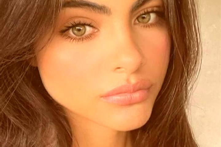 Ava, 30, a brunette green-eyed caribbean companion based in Purne. Offering Massage, Tantra, CIM, Duos. Available for incall and outcall, overnight bookings ...