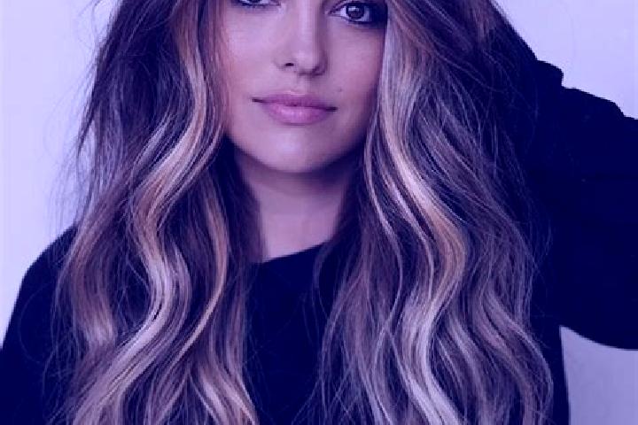 Ava, 30, a dark blonde brown-eyed asian companion based in Schiavon. Offering Party Girl, Erotic Massage, Striptease, Deep French Kissing, 69. Available for ...