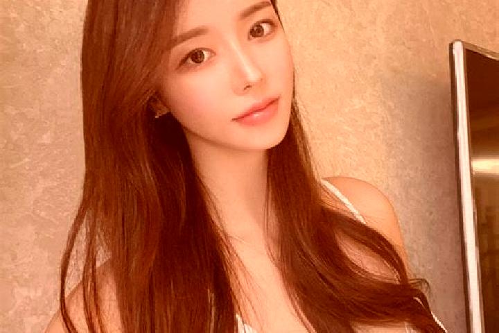 Ava, 30 — Escort in Niuxinbao, China