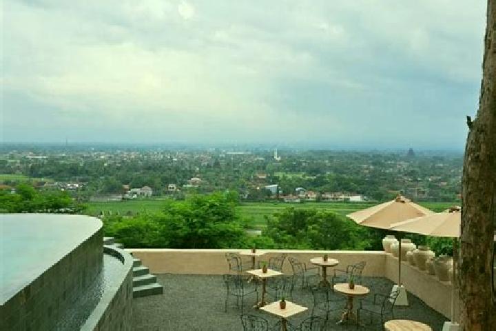 Ava, 30 — Escort in Yogyakarta, Indonesia