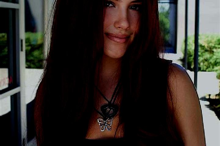 Ava, 31, a auburn dark-eyed mixed companion based in Keystone. Offering Massage, Fetish, Overnight, Travel Companion. Available for incall and outcall, overn...