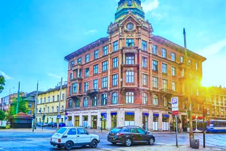 Ava, 31 — Escort in Biala Krakowska, Poland