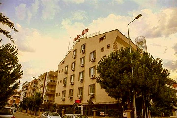 Ava, 31 — Escort in Kueltuer, Turkey