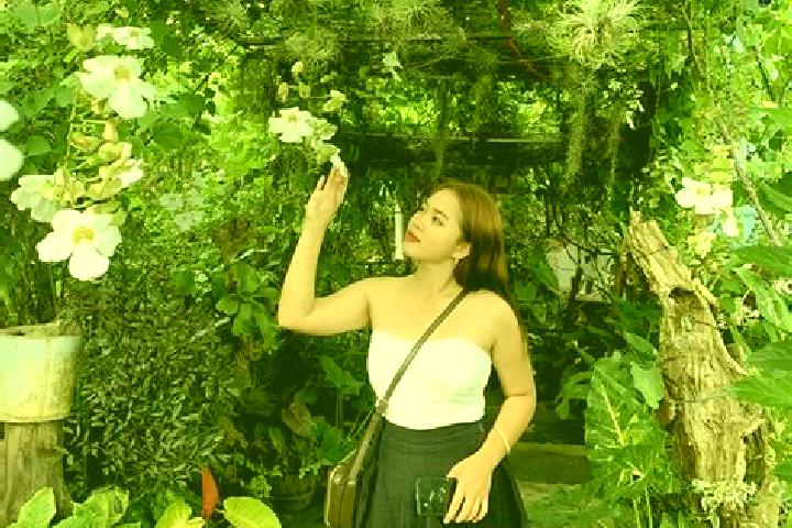 Ava, 31 — Escort in Linaon, Philippines