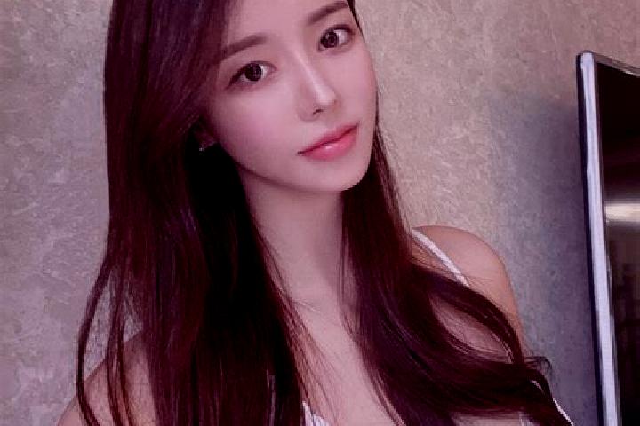 Ava, 31 — Escort in Shuidatian, China
