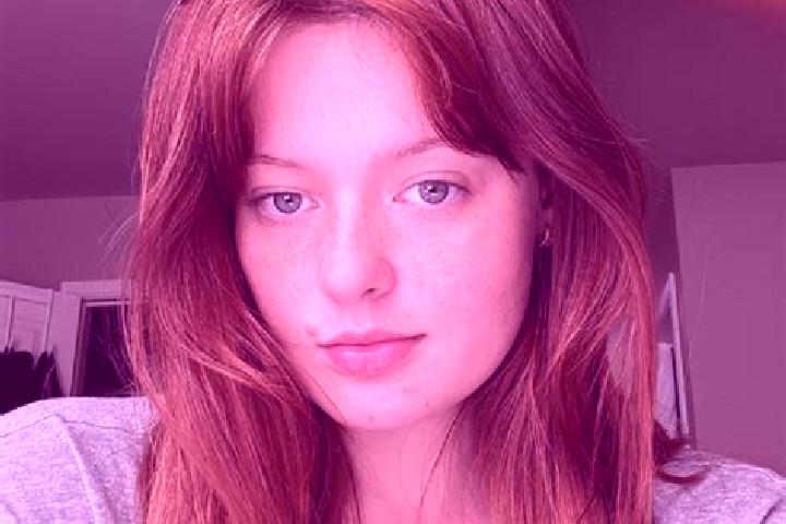 Ava, 32, a chestnut grey-eyed mediterranean companion based in Vuillafans. Offering Party Girl, Travel Companion, Duos, A-Level. Available for incall and out...