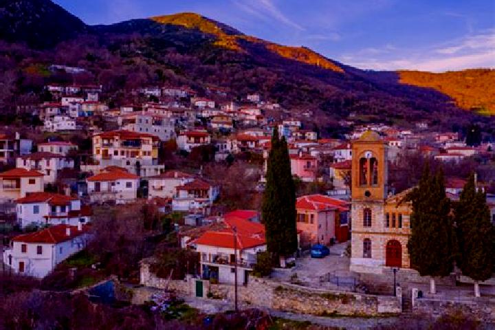 Ava, 32 — Escort in Ampelakia, Greece