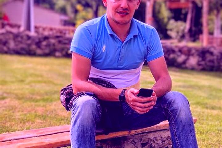 Ava, 32 — Escort in Ddmashen, Armenia