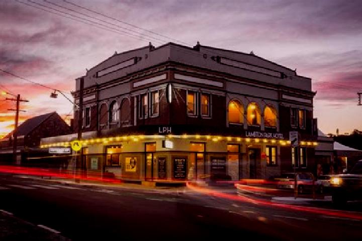 Ava, 32 — Escort in Lambton, Australia