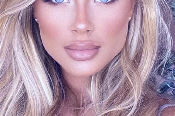 Ava, 33, a blonde blue-eyed latina companion based in Sezzadio. Offering Travel Companion, Domination, Fetish. Available for incall and outcall, day and even...