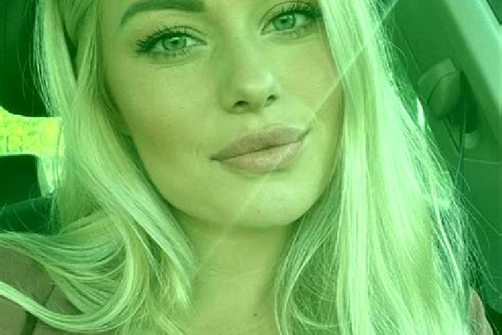 Ava, 33, a blonde hazel-eyed mediterranean companion based in Locquirec. Offering Domination, CIM, Travel Companion, Fetish. Available for incall and outcall...