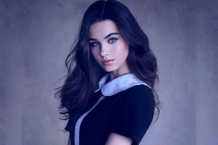 Ava, 33, a brunette grey-eyed slavic companion based in Dragalina. Offering Party Girl, Roleplay, Girlfriend Experience. Available for incall and outcall, da...