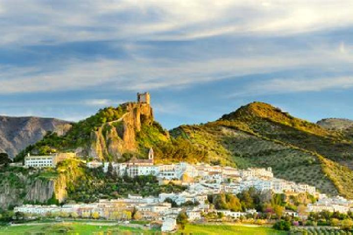 Ava, 33 — Escort in Cabezon de la Sierra, Spain