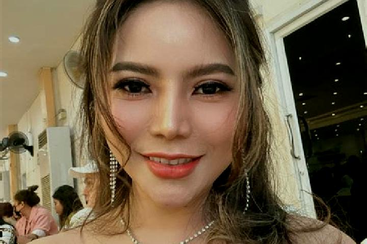 Ava, 33 — Escort in Sanam Chai Khet, Thailand