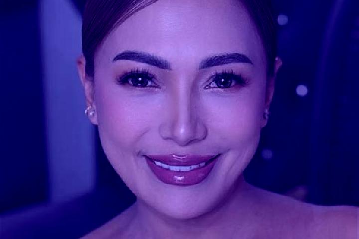 Ava, 33 — Escort in Tuganay, Philippines